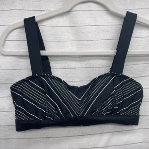 Athleta Womens Size 32 B/C Bikini Top Chevron Swimwear Black White Underwired